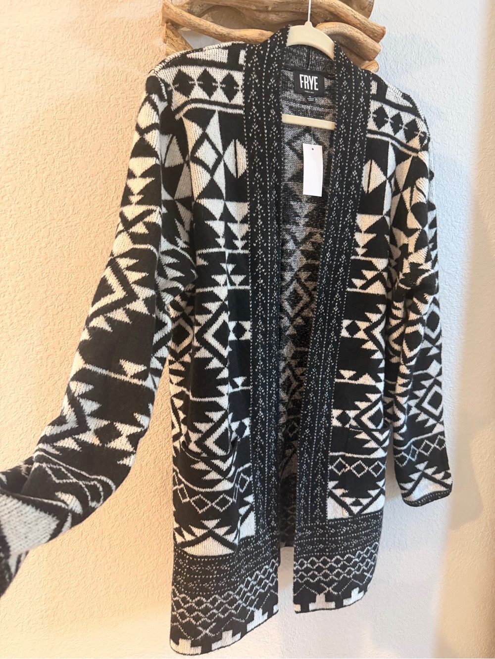 NWT FRYE BOOT CO western aztec ranch cowgirl boho Women's Cardigan Sweater SZ M